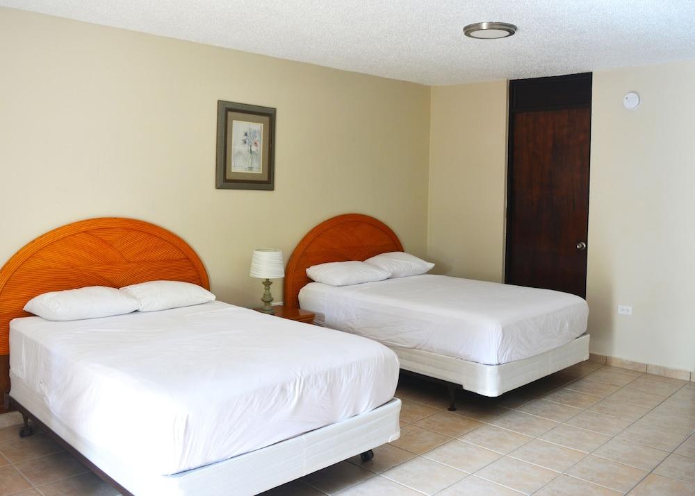 Villas de Costa Dorada Isabela