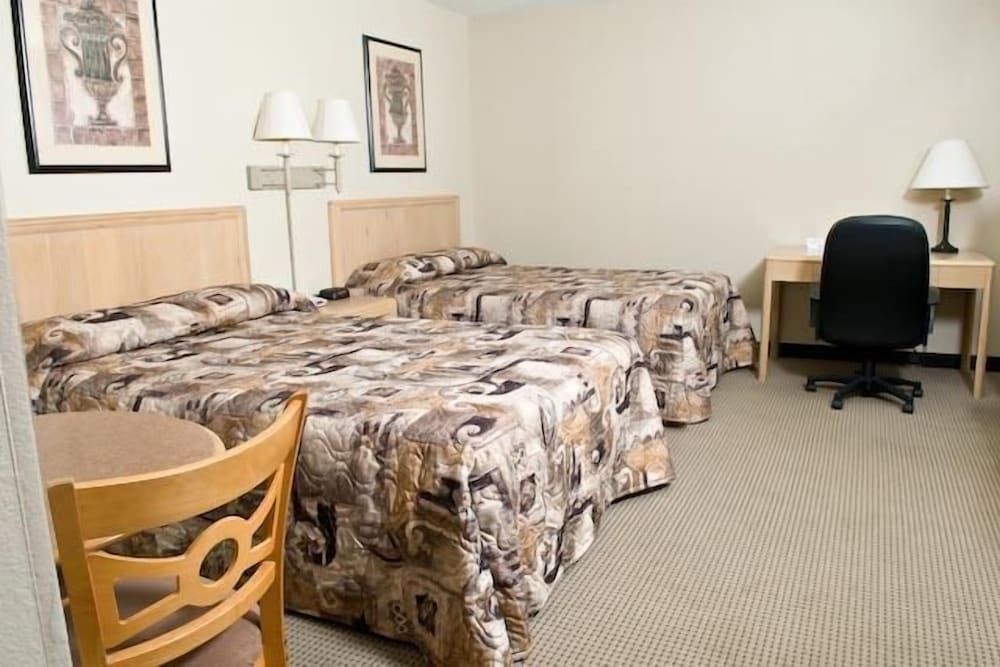 Guest Lodge Pageland