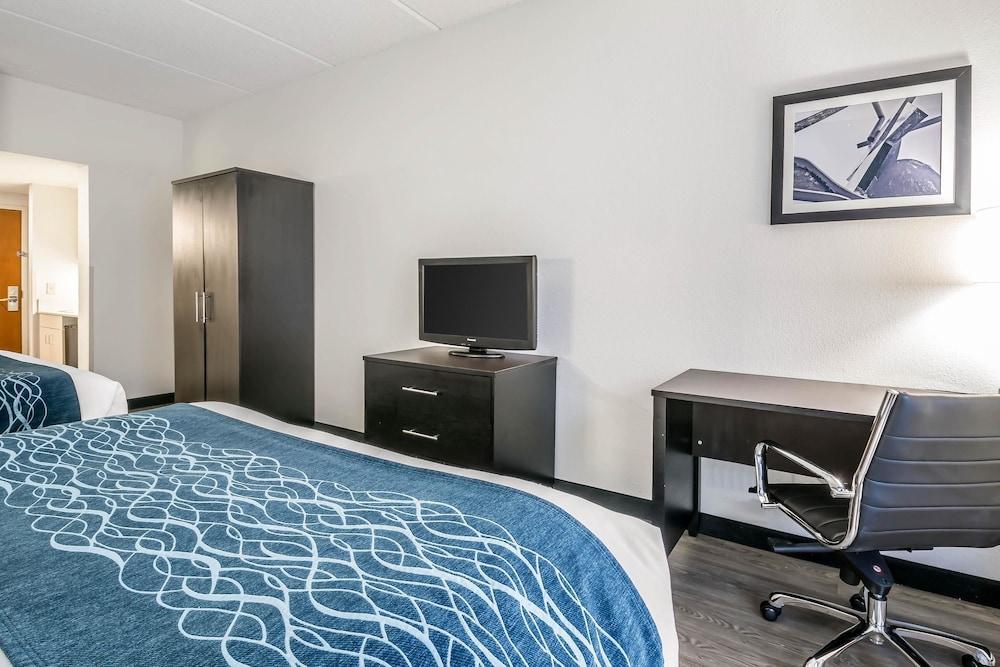 Comfort Inn University