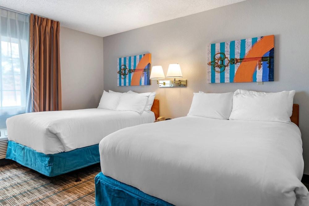 MainStay Suites Emporia