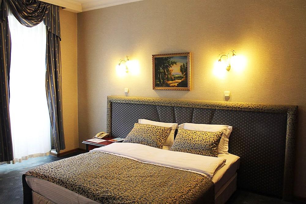 Ambassador Hotel Almaty