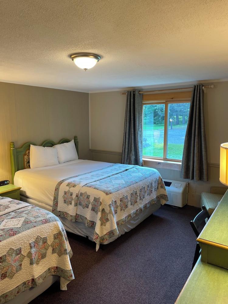 Northern Lights Lodge