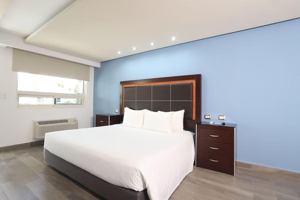 Quinta Dorada Hotel and Suites