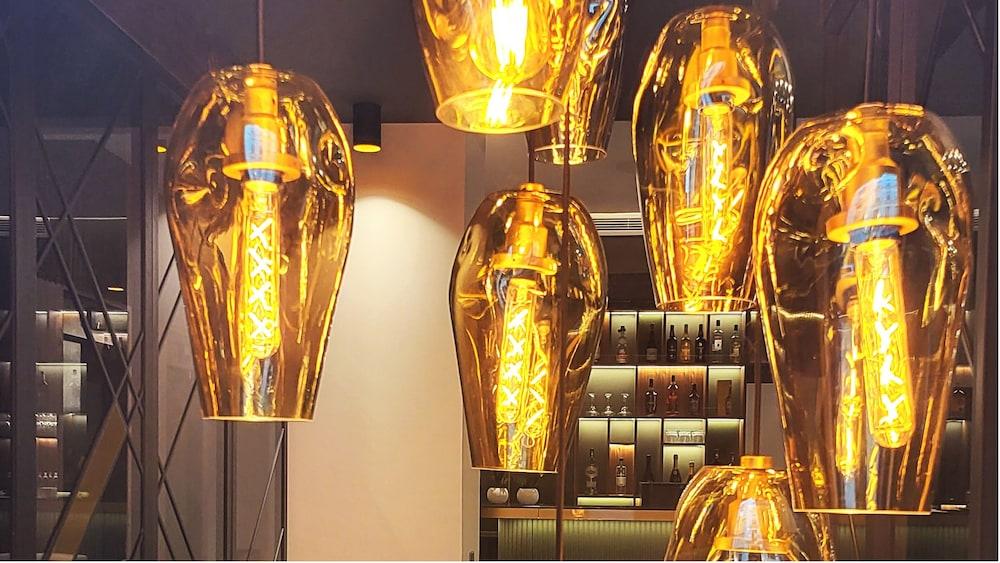 Star Champs Elysées