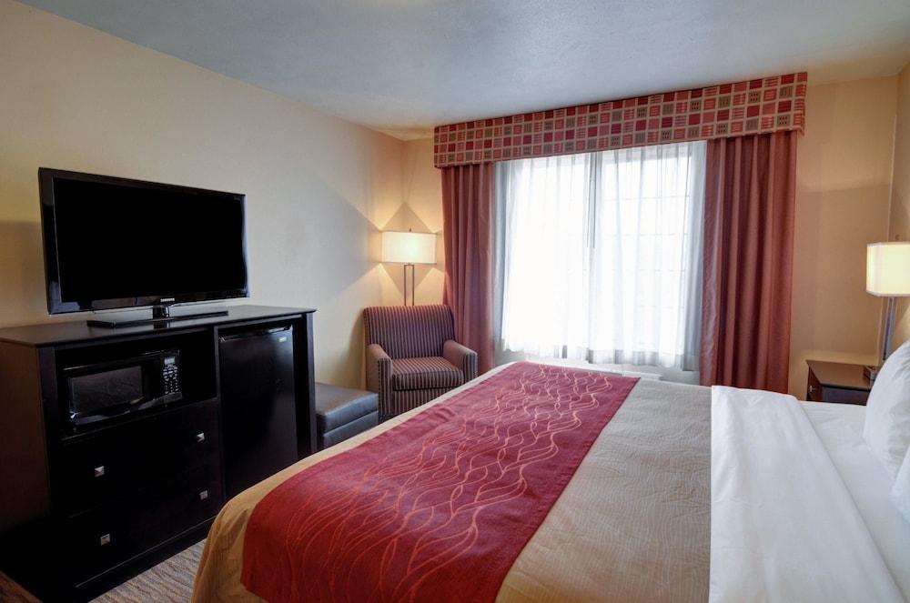 Comfort Inn & Suites Amarillo West near Medical Center