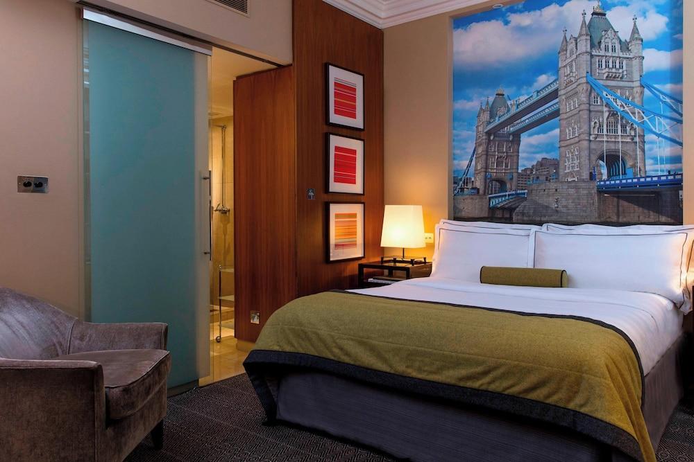 Threadneedles, Autograph Collection