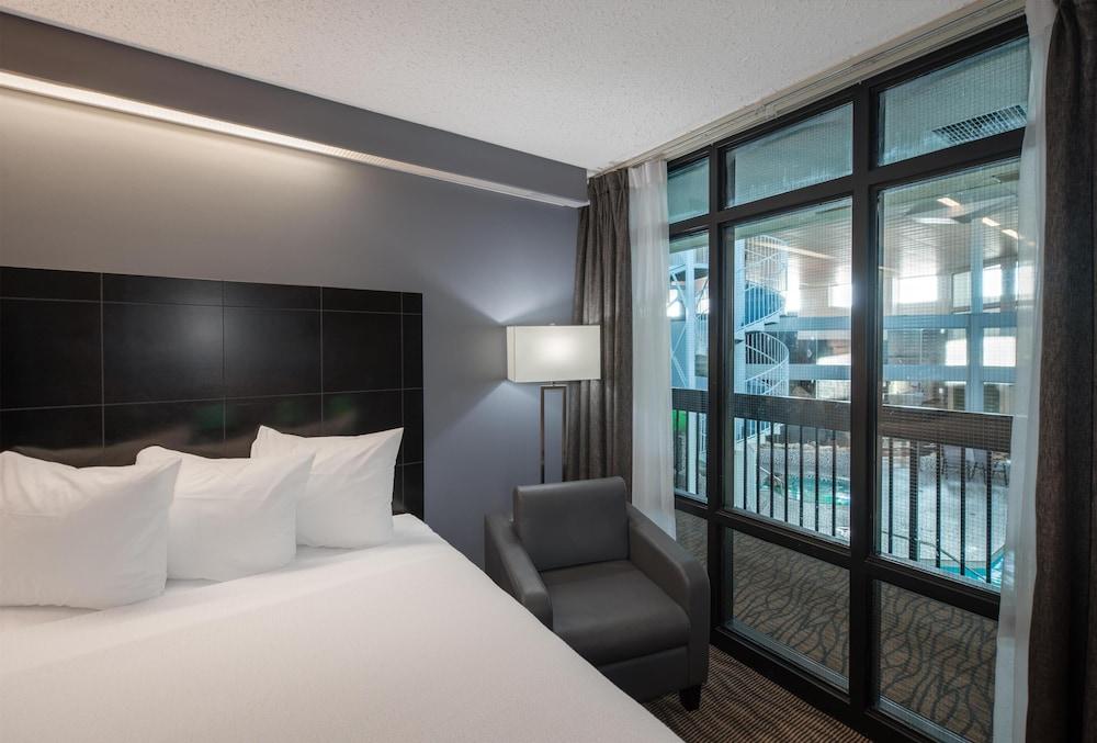 Coast Nisku Inn & Conference Centre