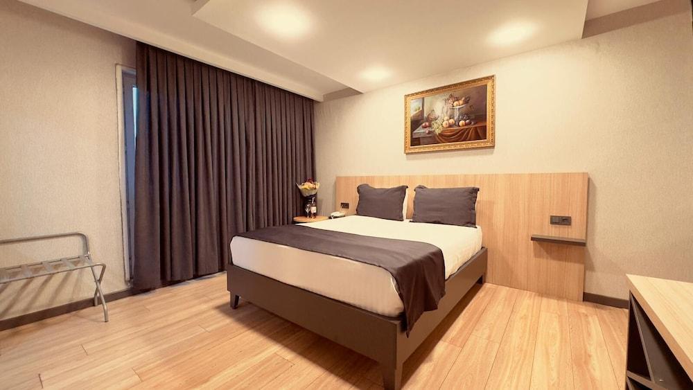 The Green Park Taksim