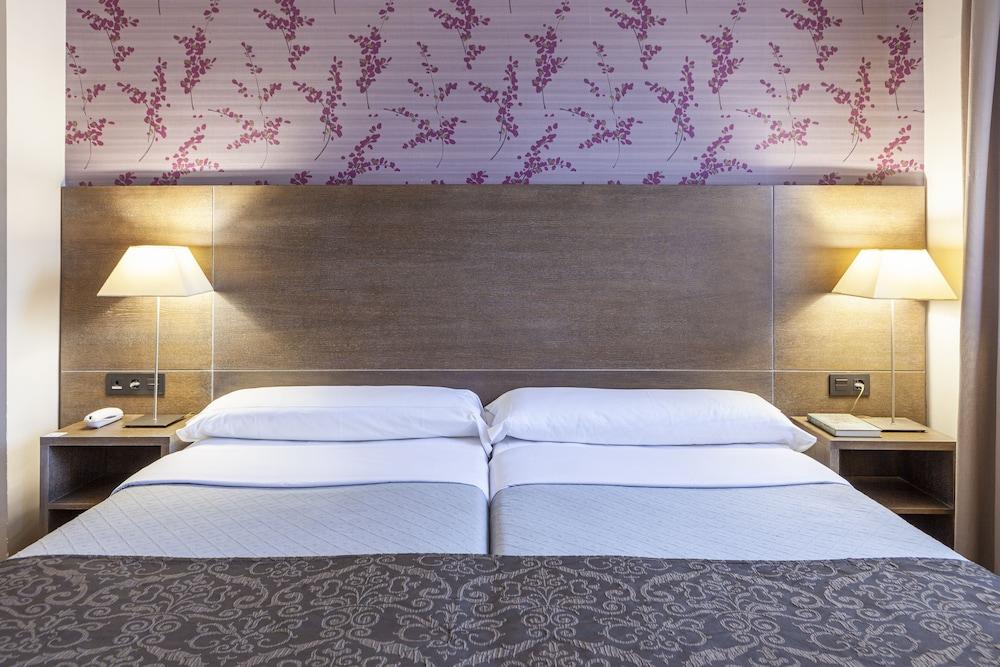 Macià Monasterio de los Basilios Hotel