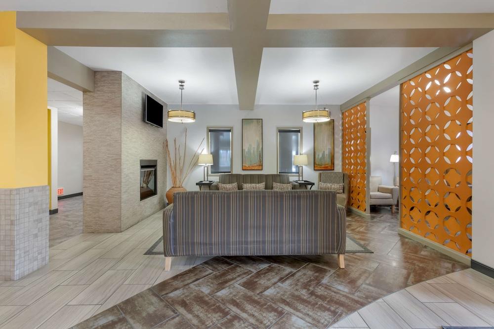 Best Western Plus The Four Corners Inn