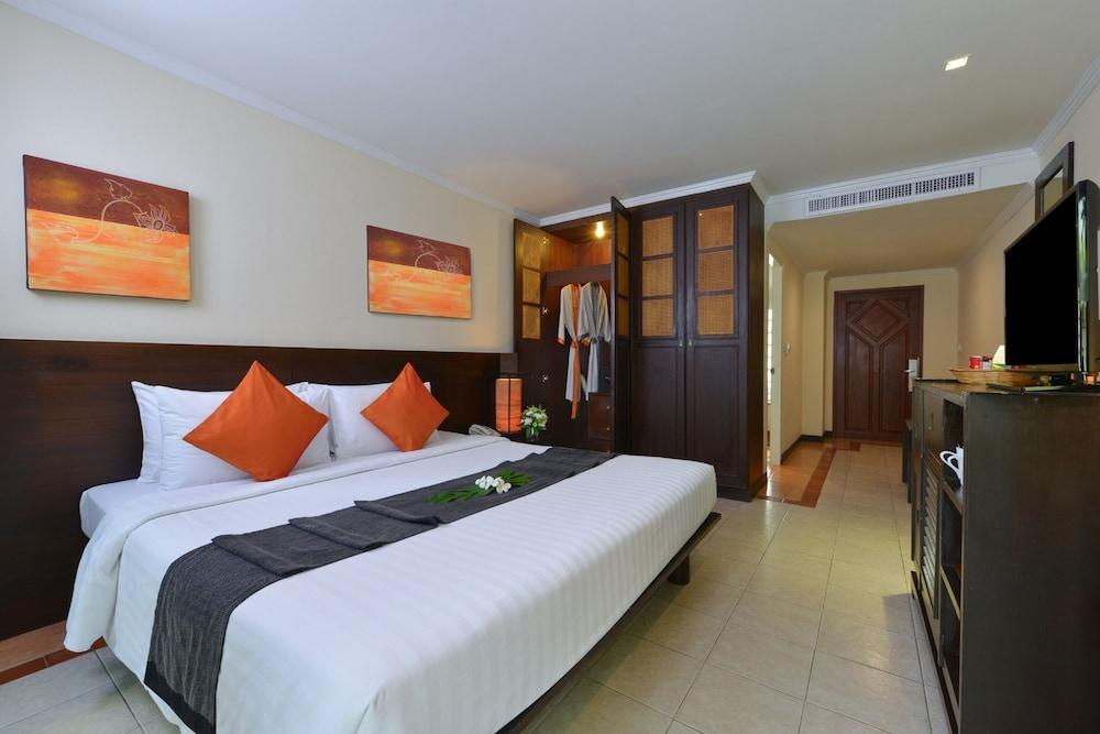 Panwa Boutique Beachfront