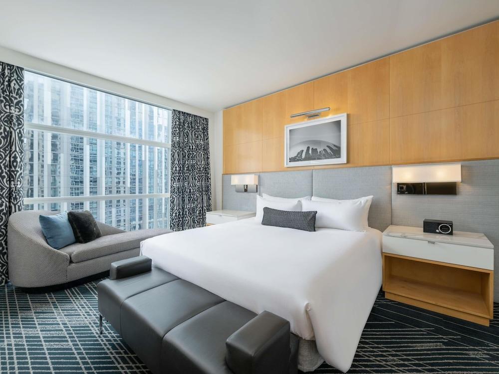 Sofitel Chicago Magnificent Mile