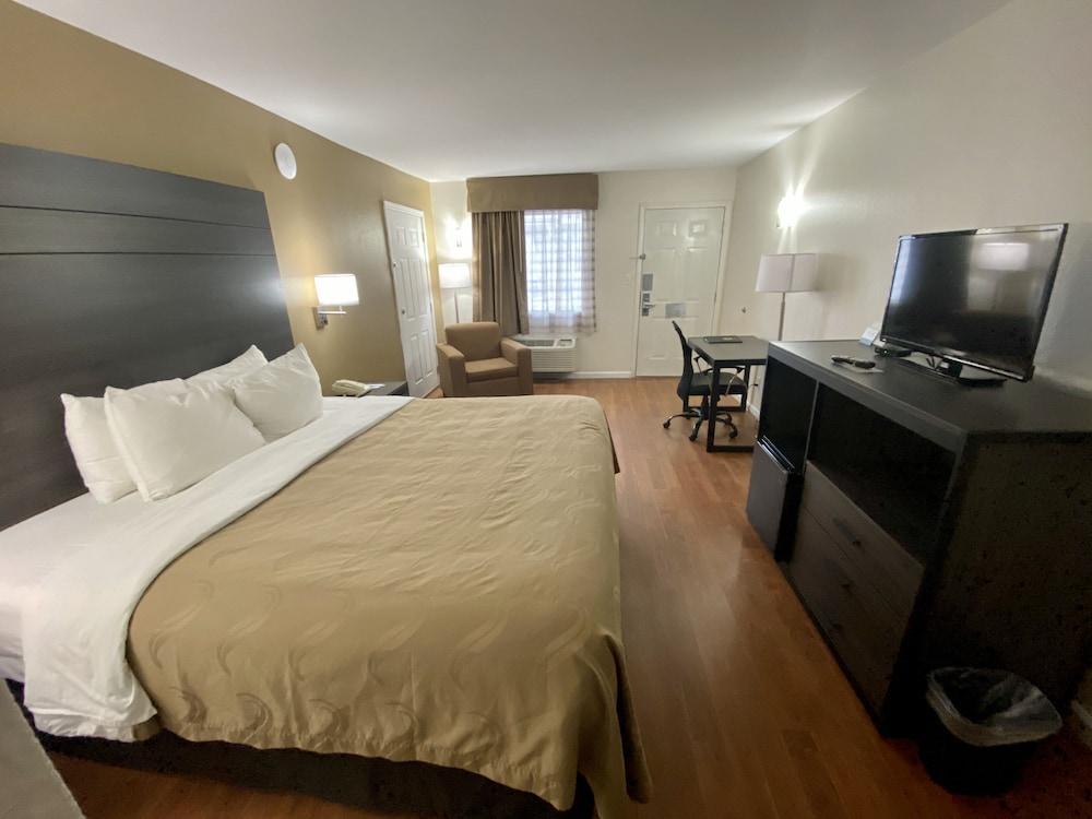 Quality Inn Branson - Hwy 76 Central