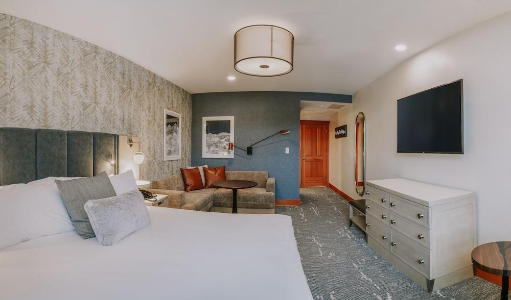 The Summit Hotel at Big Sky Resort