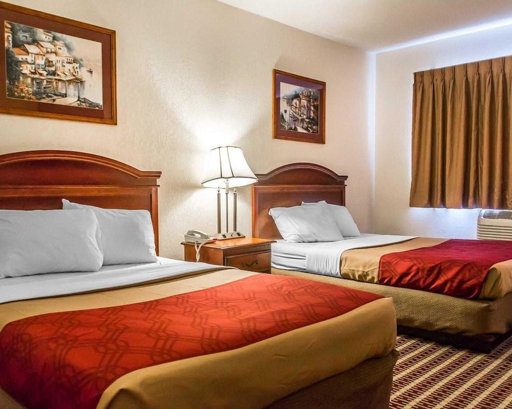 Economy Inn & Suites