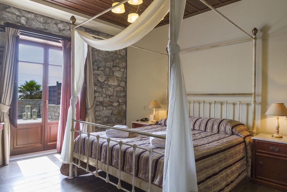 Itilo Traditional Hotel