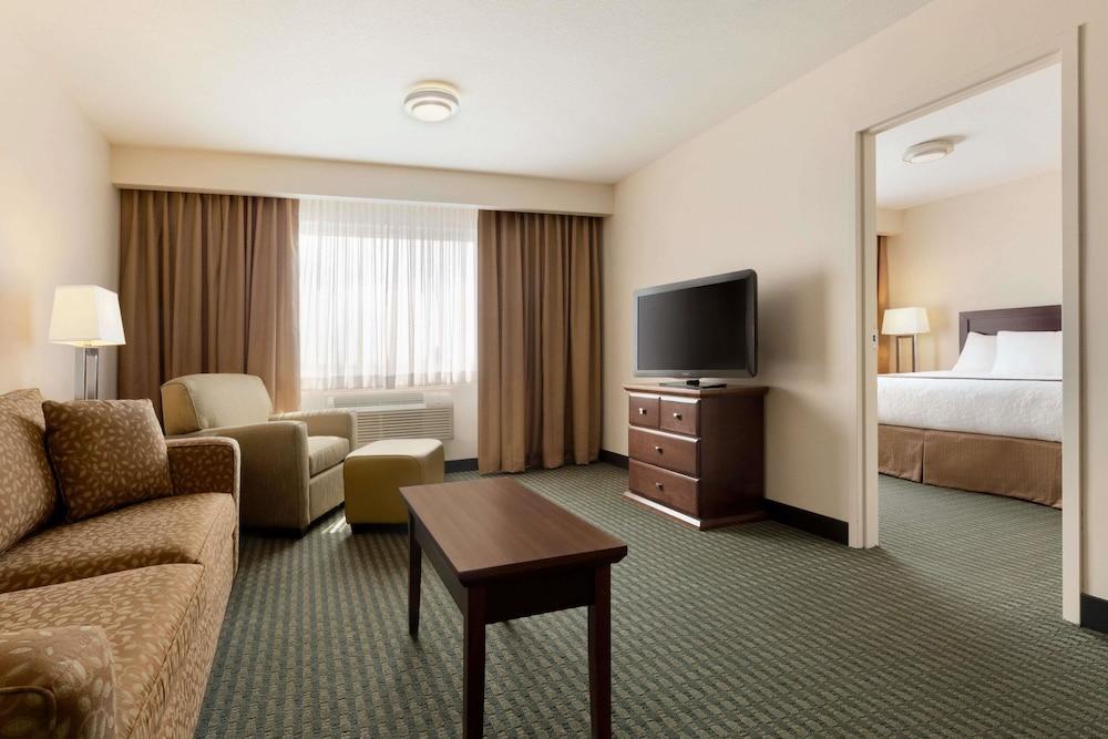 Travelodge by Wyndham Weyburn