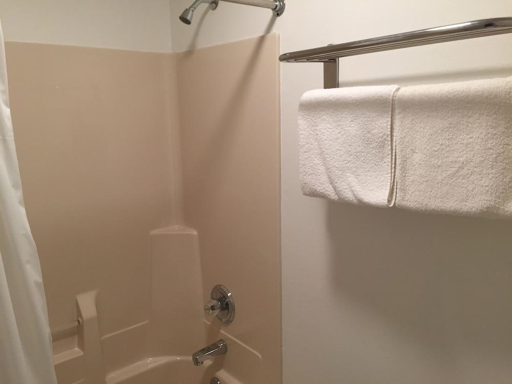 Economy Inn Lafayette