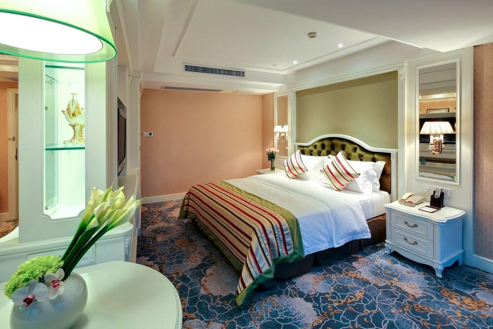 Central Hotel Jingmin