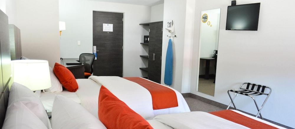 Comfort Inn Queretaro