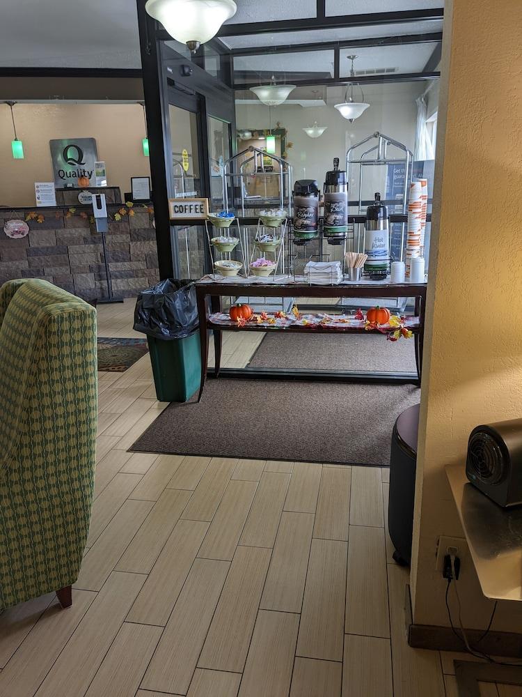 Quality Inn & Suites Delaware South