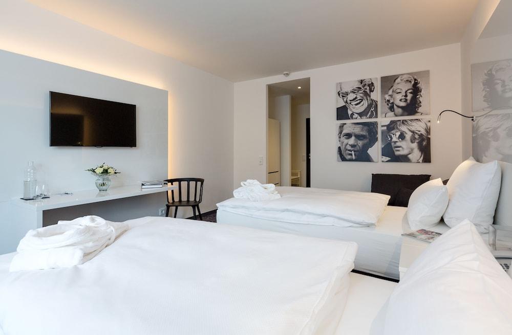 FourSide Plaza Hotel Trier, Trademark Collection by Wyndham