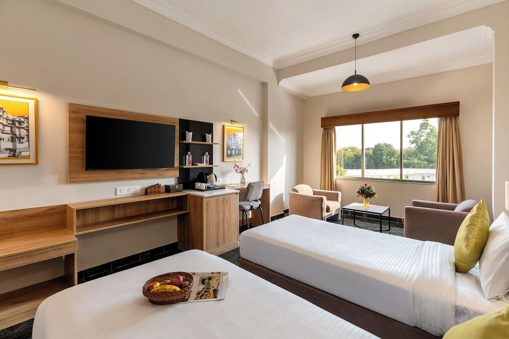 ECKO Premier Vibrant