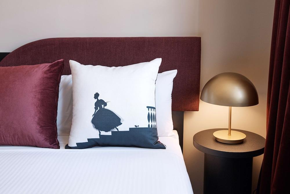 The Capitol Hotel Sydney