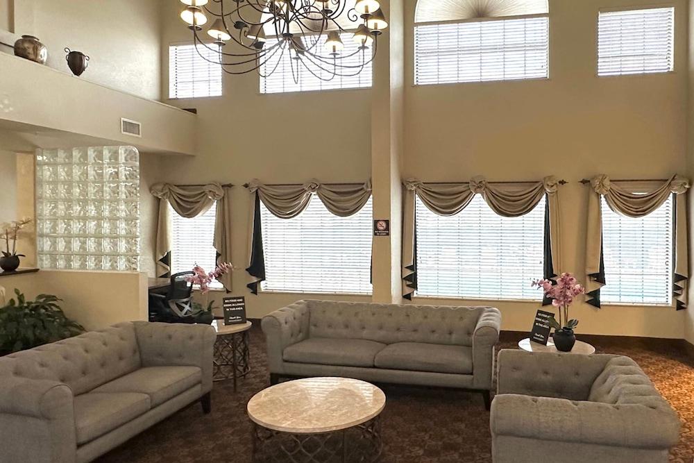 Quality Suites San Antonio Brooks City Base