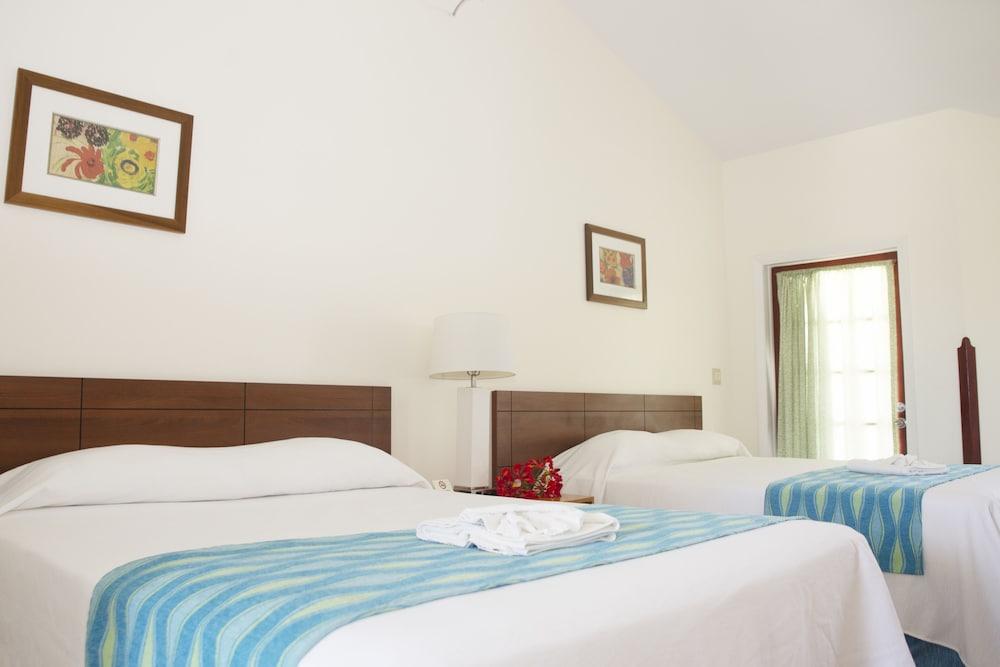 Orange Hill Beach Inn