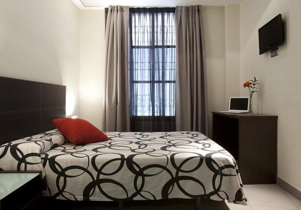 Apartamentos Los Girasoles II