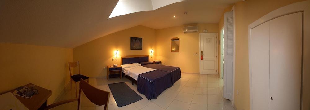 Hotel Villa de Pinto