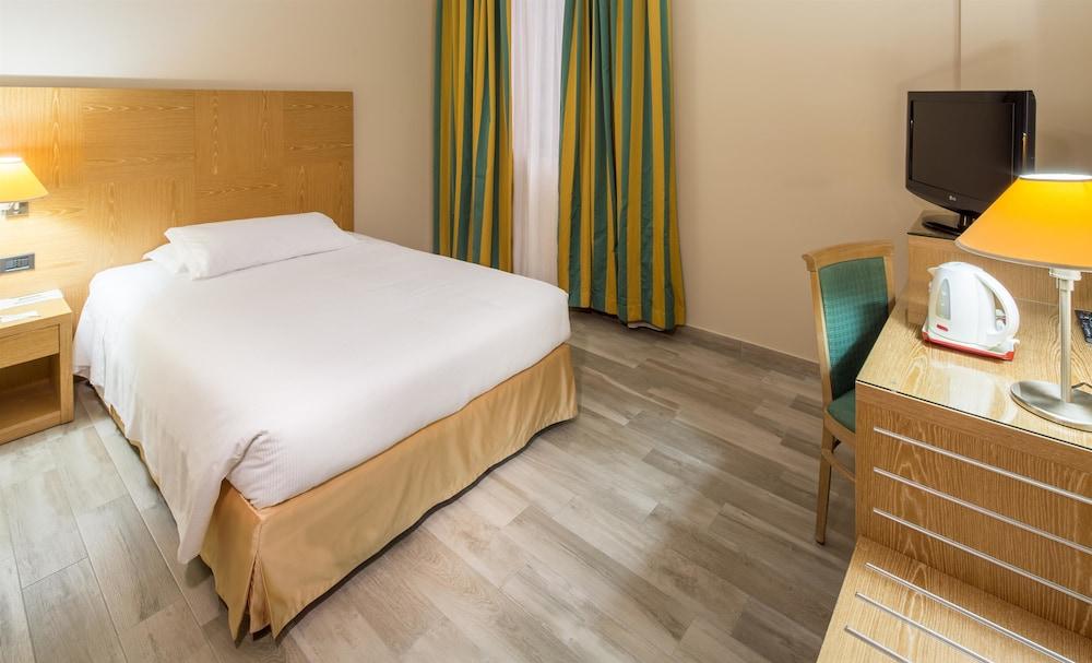 Best Western Hotel Cavalieri Della Corona