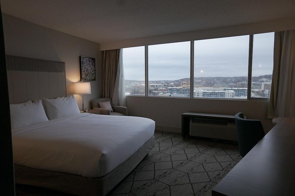 Crowne Plaza Syracuse, an IHG Hotel