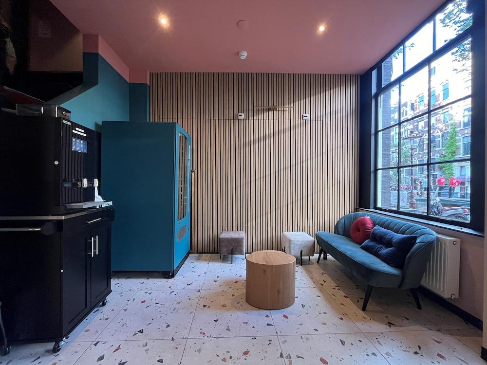 Heart Of Amsterdam - Hostel