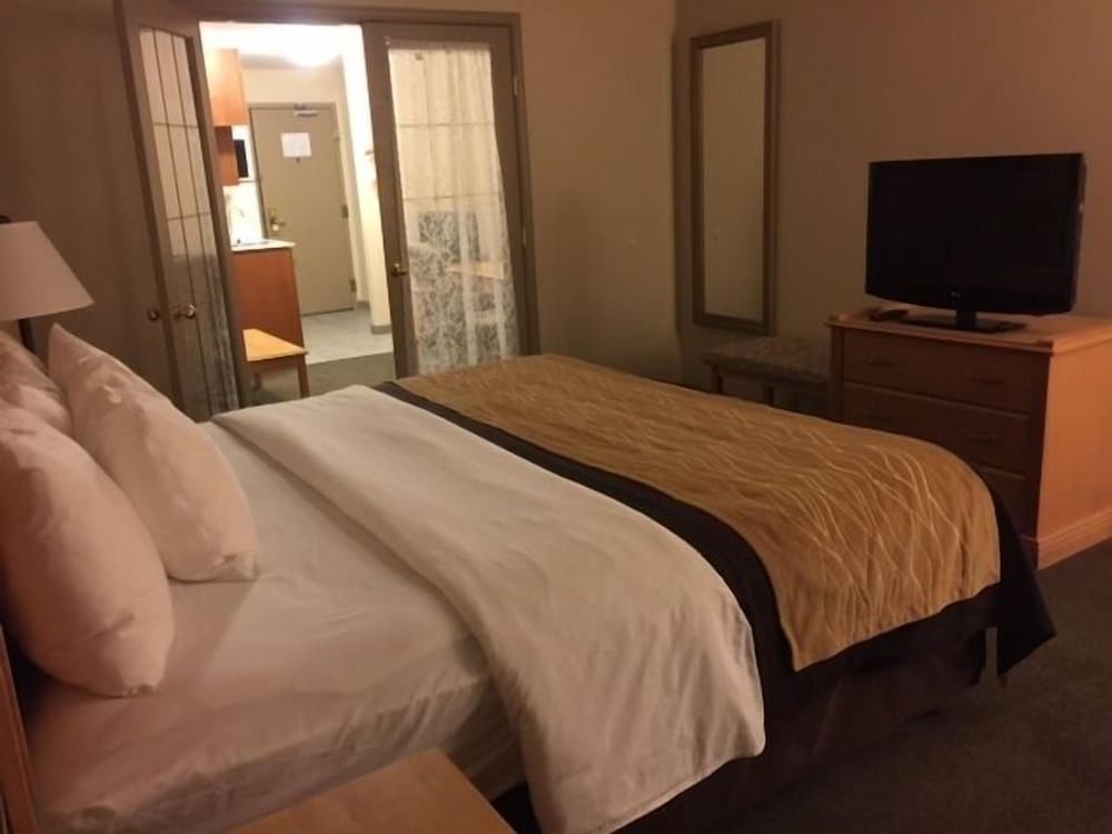 Comfort Inn & Suites