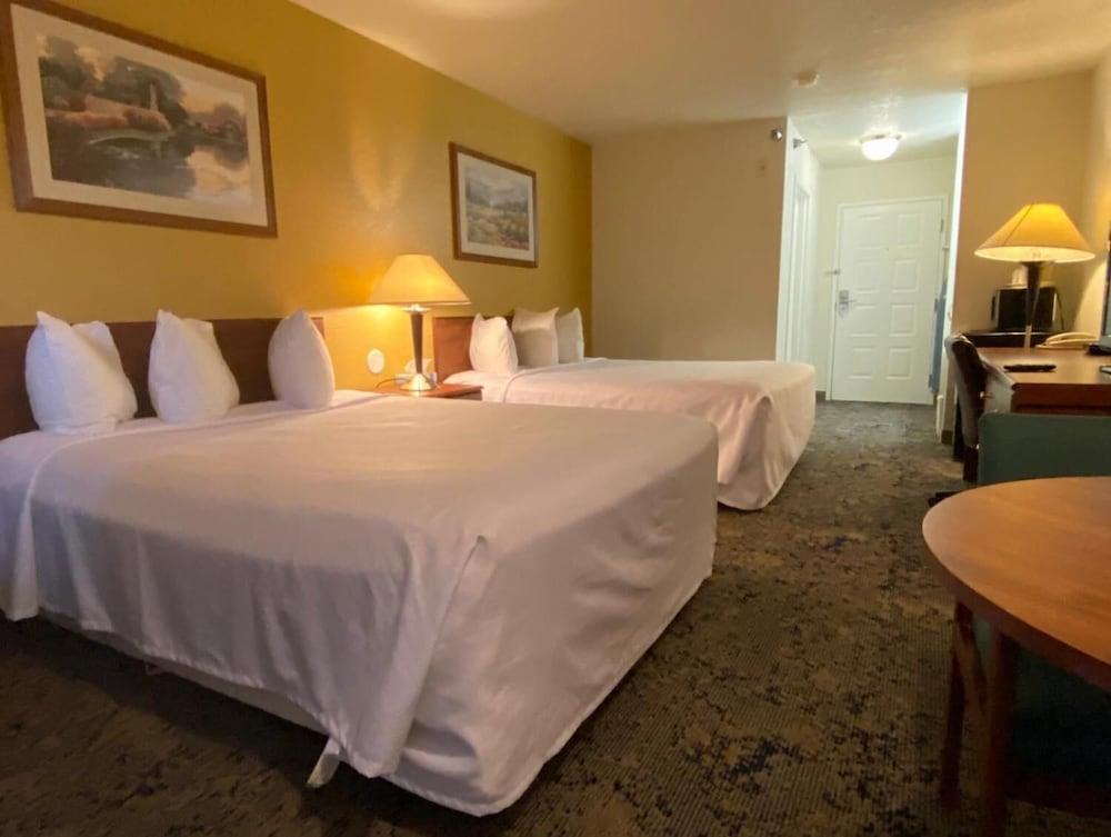 Rodeway Inn Salina North