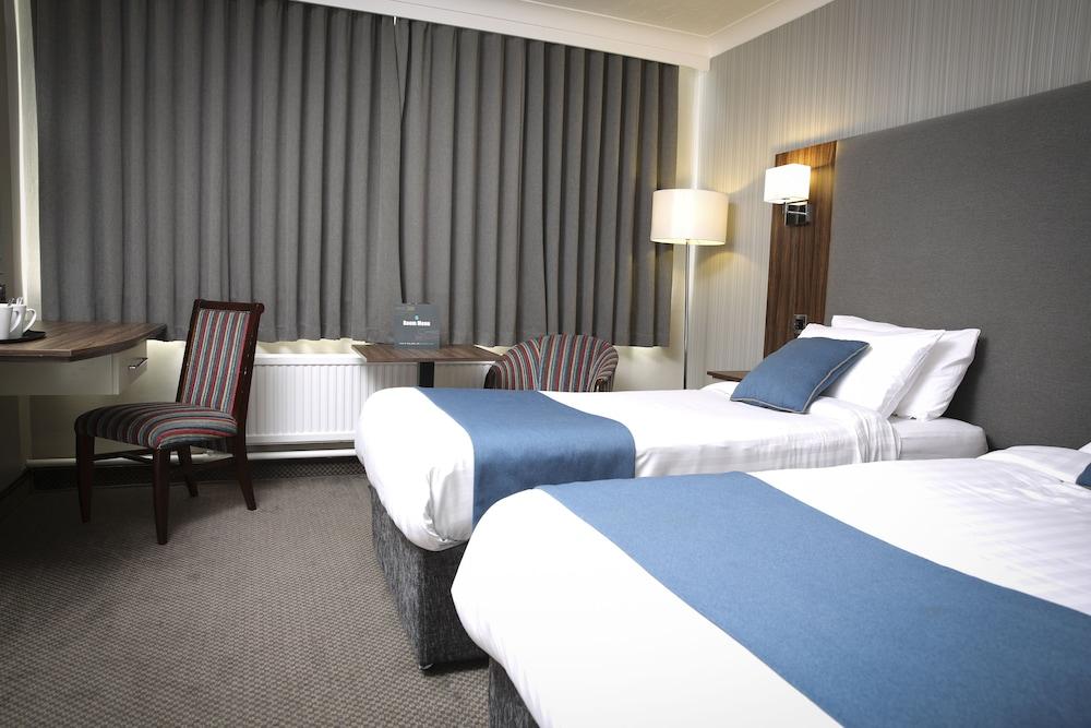 Cedar Court Wakefield