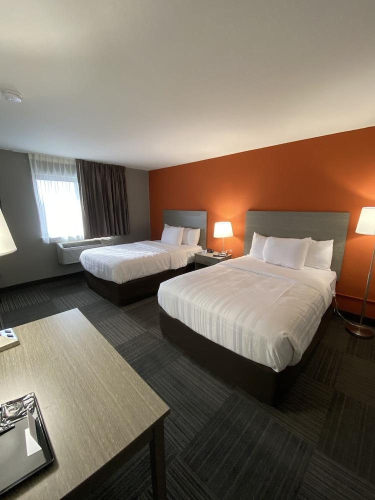 Quality Inn & Suites Hammond Near I-8090