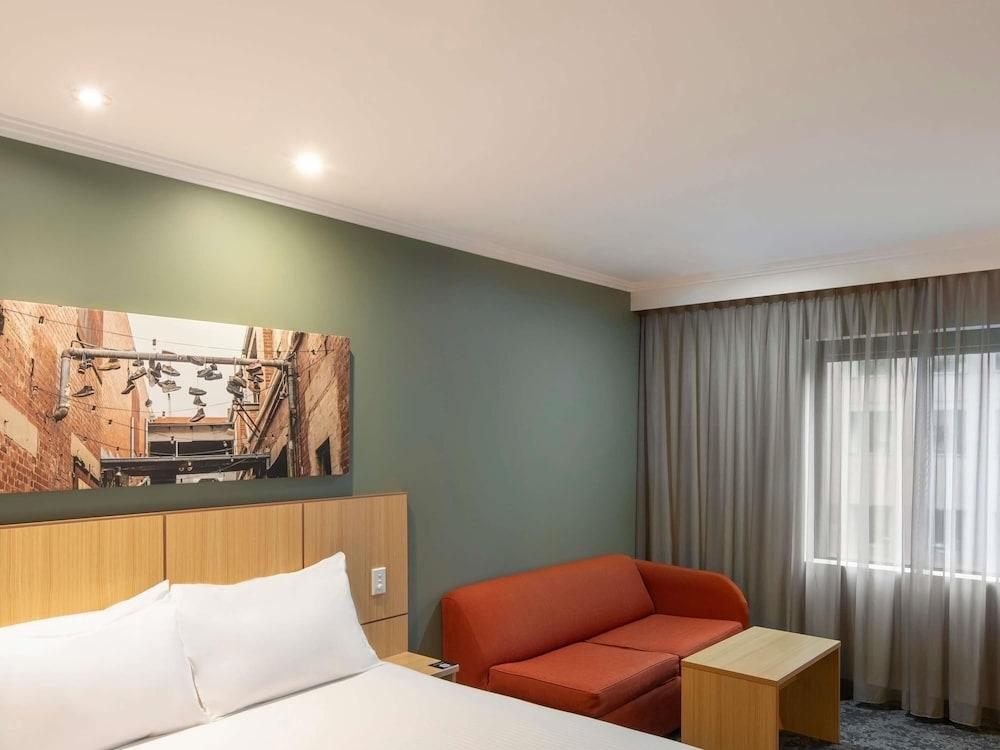 Mercure Melbourne Southbank