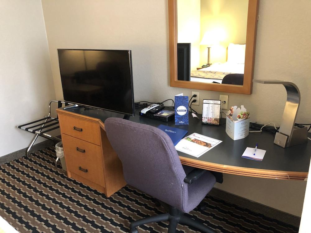 Baymont by Wyndham Fort Wayne