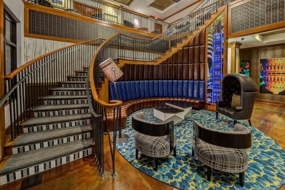 Hampton Inn & Suites Austin Downtown