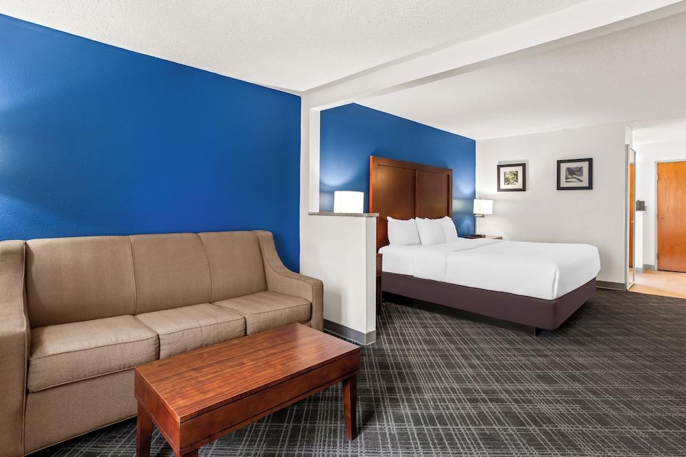 Comfort Inn & Suites Walterboro I-95