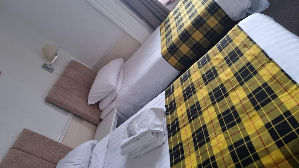 The Hampton Court Guesthouse