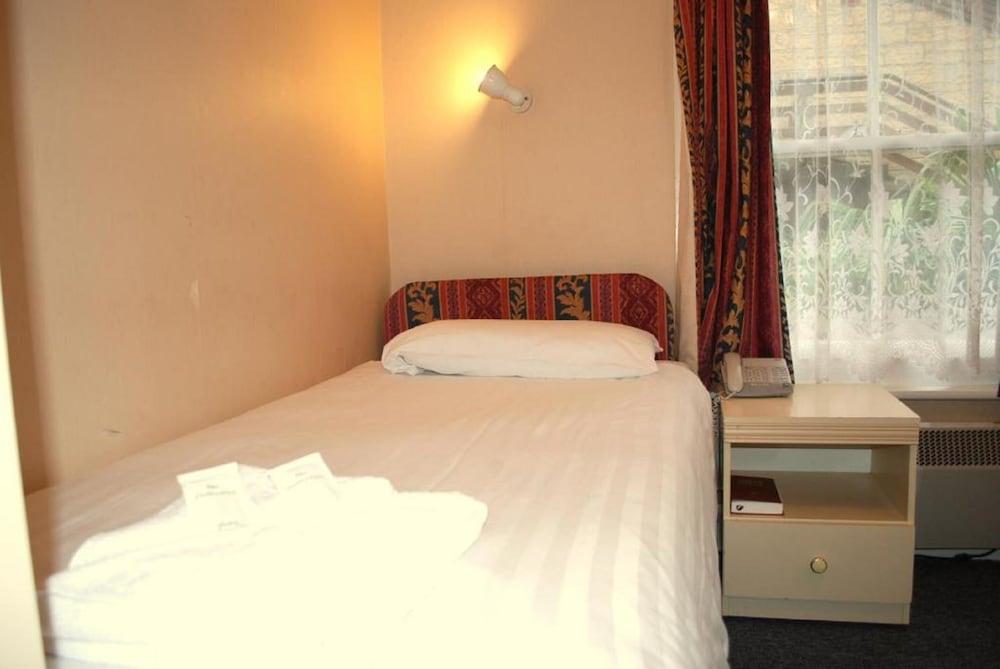 Melbourne Ardenlea Hotel