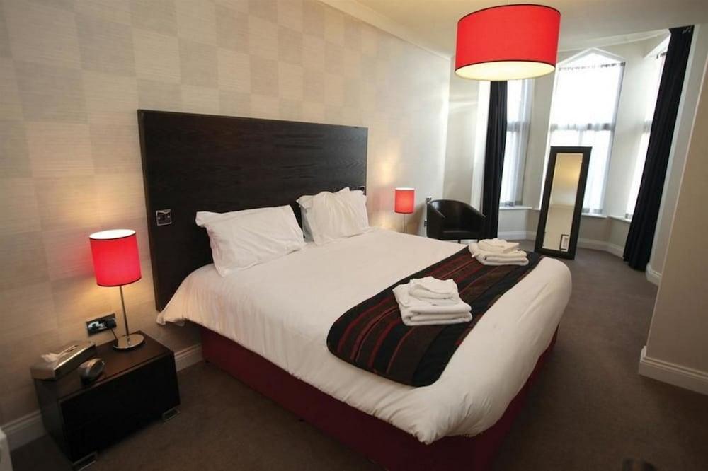 The Highfield Hotel By Greene King Inns