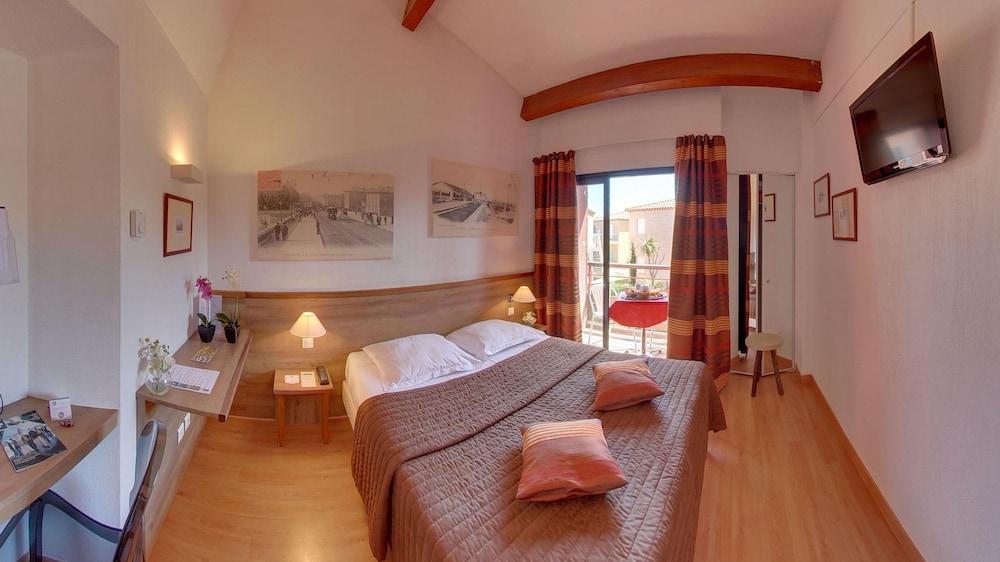 Hotel Phoebus Garden & Spa