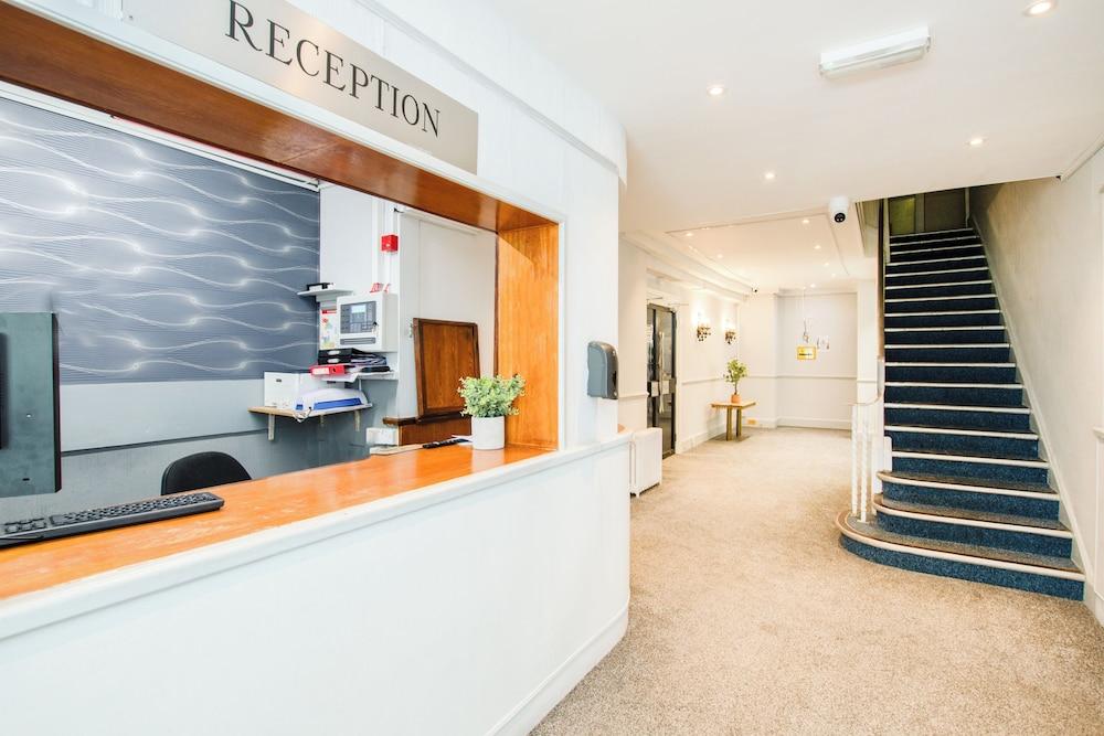 Russel Court Hotel Bournemouth Central