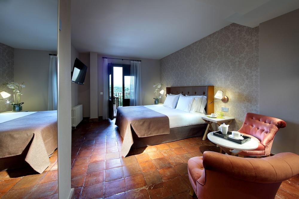 Exe Casa de Los Linajes