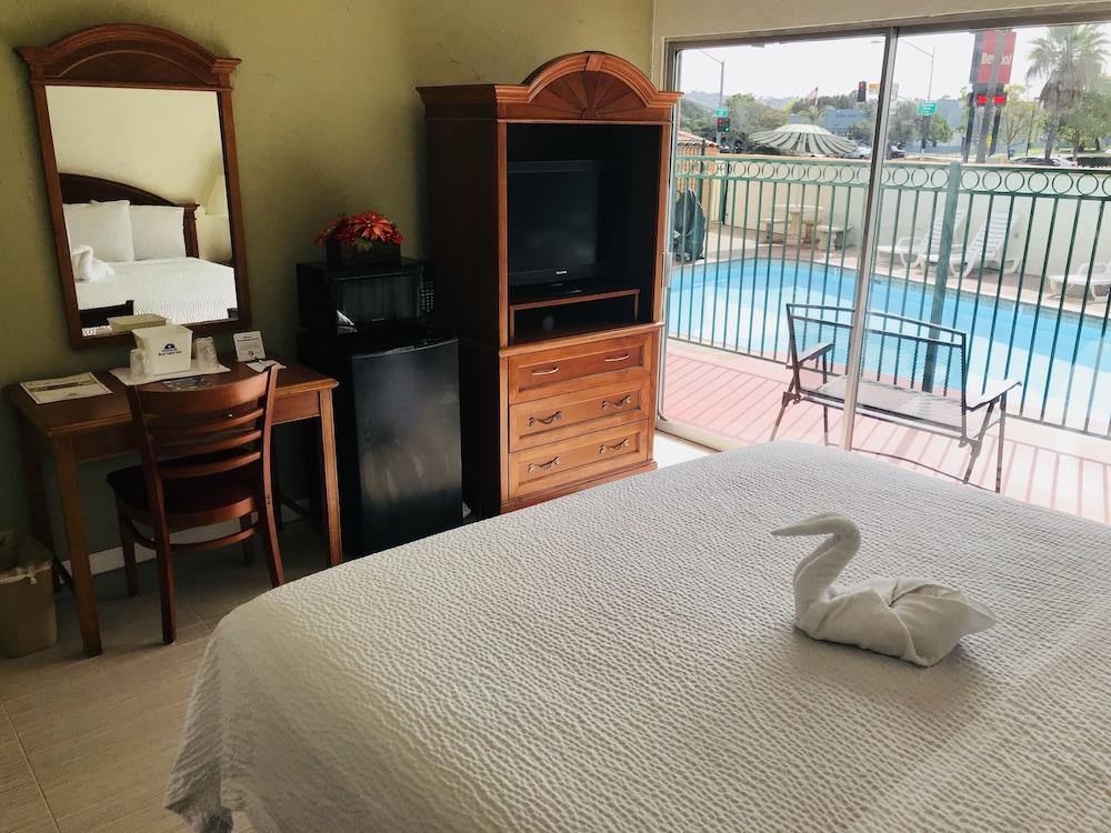 Americas Best Value Inn Loma Lodge